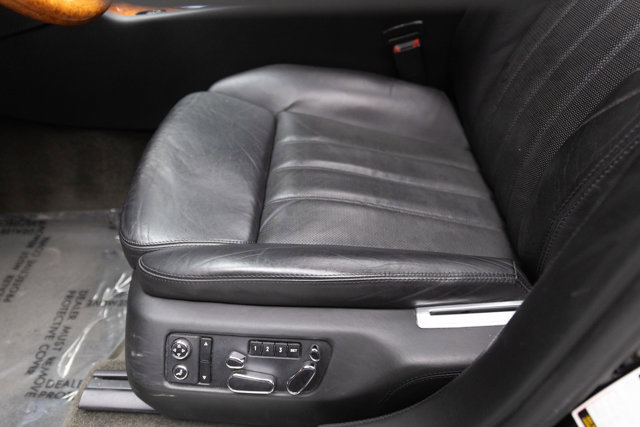 Used 2006 Bentley Flying Spur Flying Spur AWD/4WD image 44