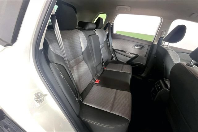 Used 2023 Nissan Rogue SV AWD/4WD image 30
