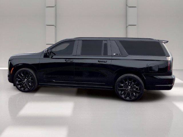 Certified 2026 Cadillac Escalade ESV Platinum Sport w/ LPO, ONYX Package AWD/4WD image 2
