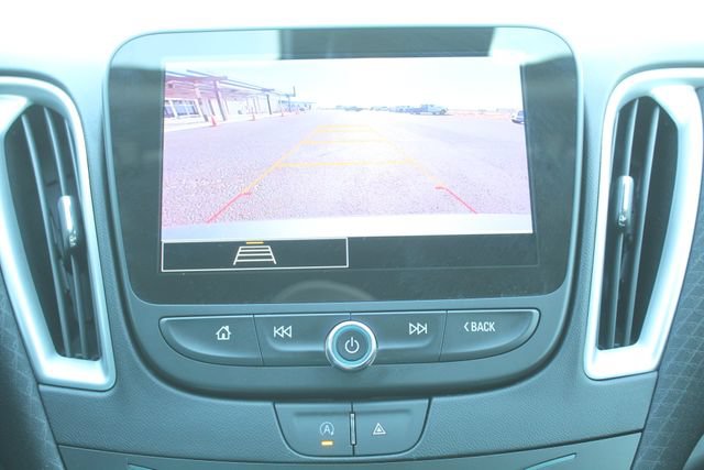 Used 2023 Chevrolet Malibu RS FWD image 25