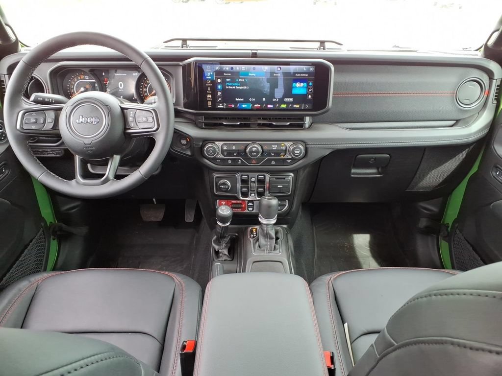 Used 2026 Jeep Gladiator Rubicon AWD/4WD image 19