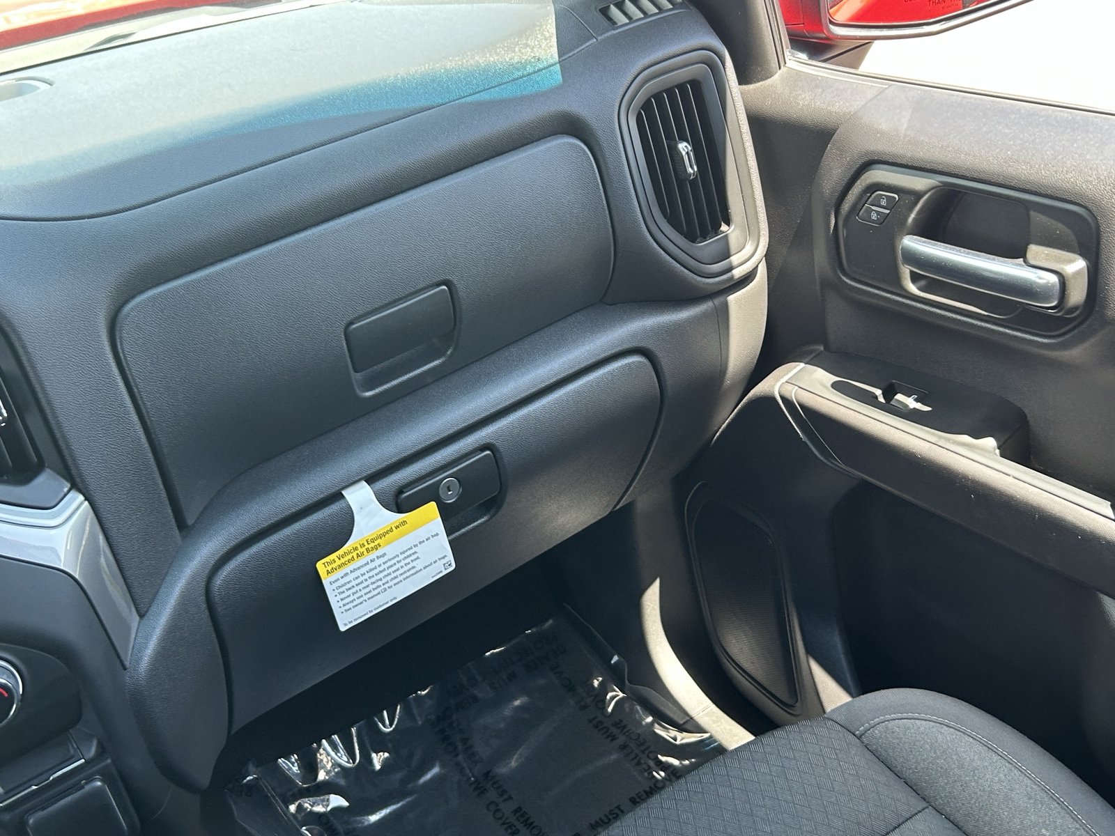 Used 2024 Chevrolet Silverado 1500 Custom w/ Turbomax Blackout Package RWD image 18