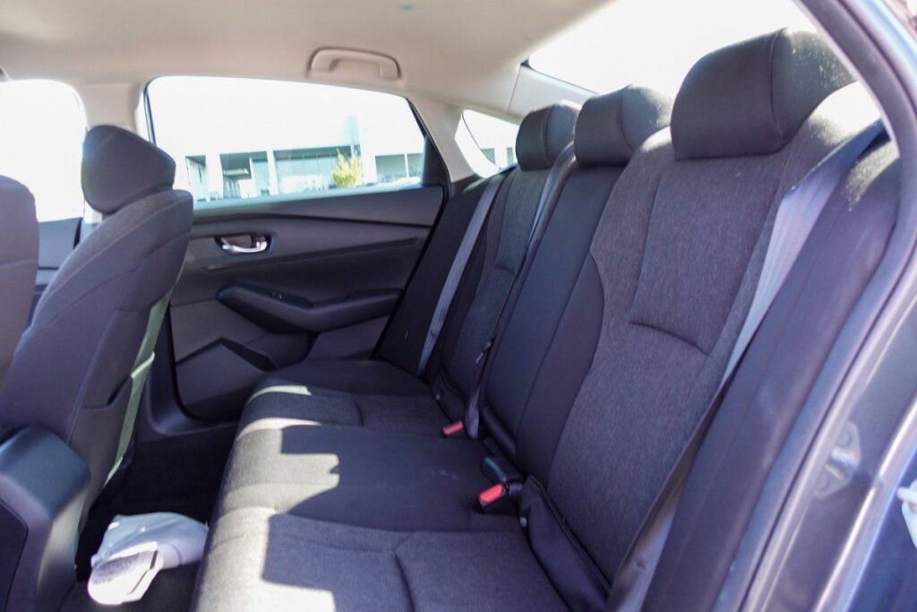 Used 2023 Honda Accord LX image 11