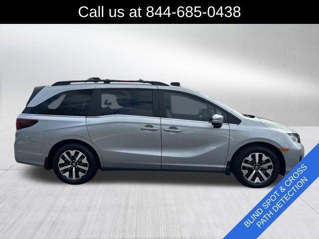 Used 2026 Honda Odyssey EX-L image 4
