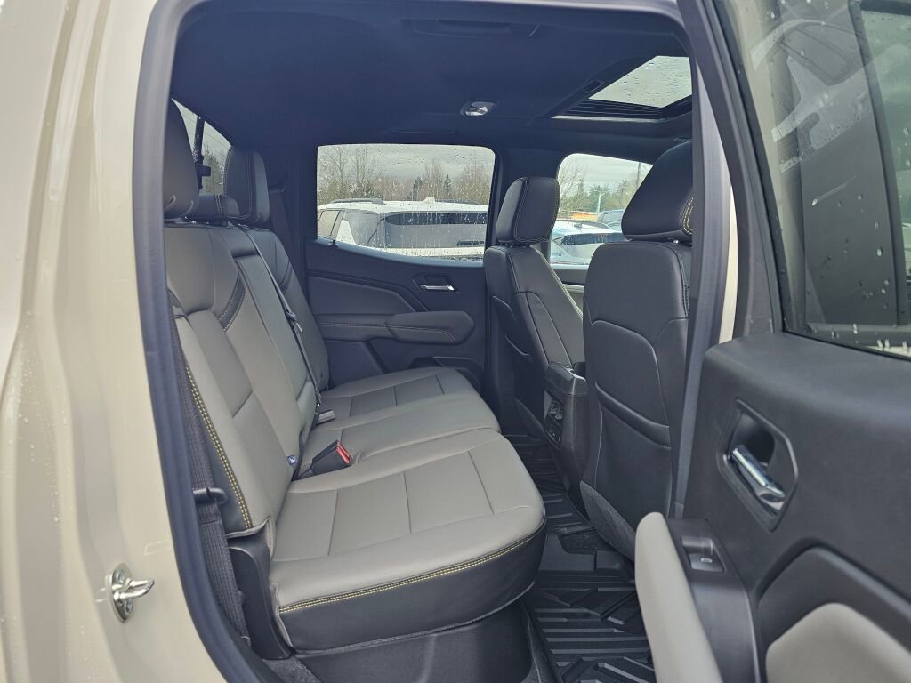 New 2026 Chevrolet Colorado ZR2 w/ Technology Package image 30