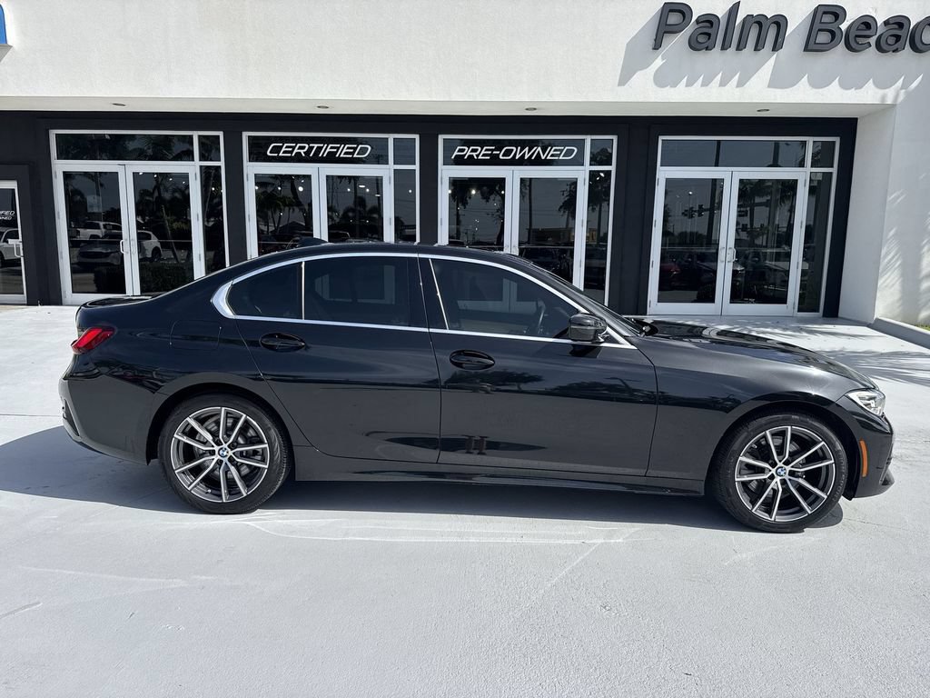 Used 2022 BMW 330i Sedan w/ Convenience Package RWD image 5