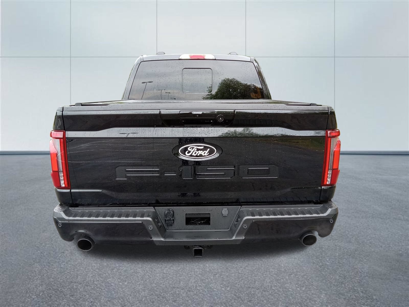 Used 2025 Ford F150 Lariat w/ Equipment Group 502A High AWD/4WD image 4
