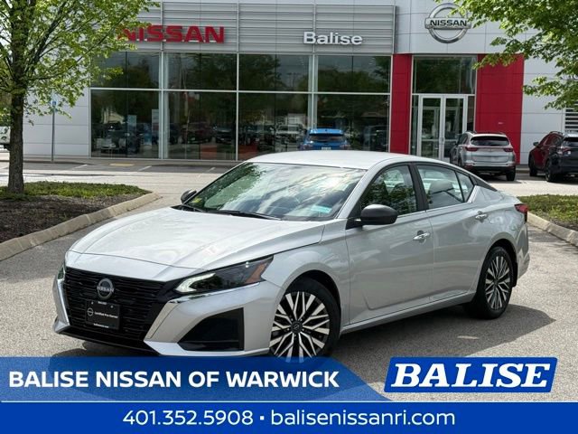 Certified 2025 Nissan Altima 2.5 SV FWD image 1