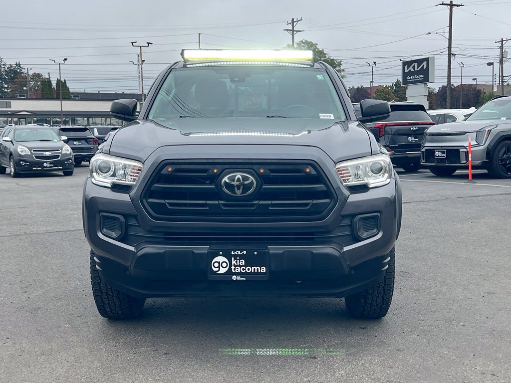 Used 2019 Toyota Tacoma SR w/ SX Package RWD image 4
