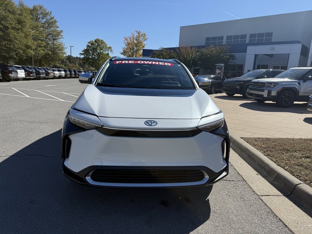 Used 2024 Toyota bZ4X Limited image 3