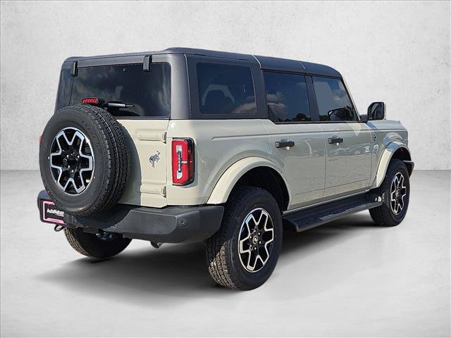 New 2026 Ford Bronco Outer Banks AWD/4WD image 2
