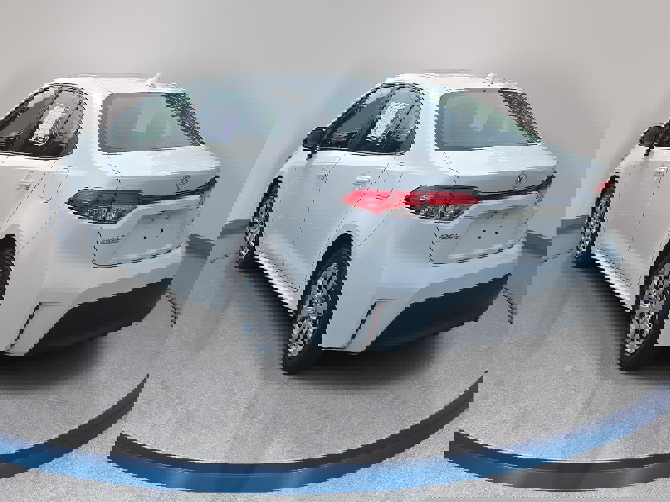 Used 2024 Toyota Corolla LE image 7