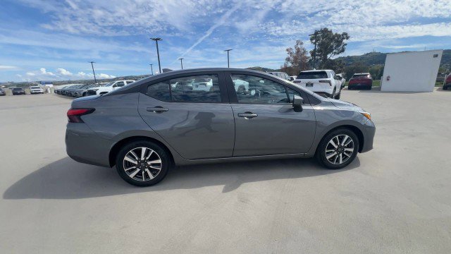 Used 2025 Nissan Versa SV FWD image 9