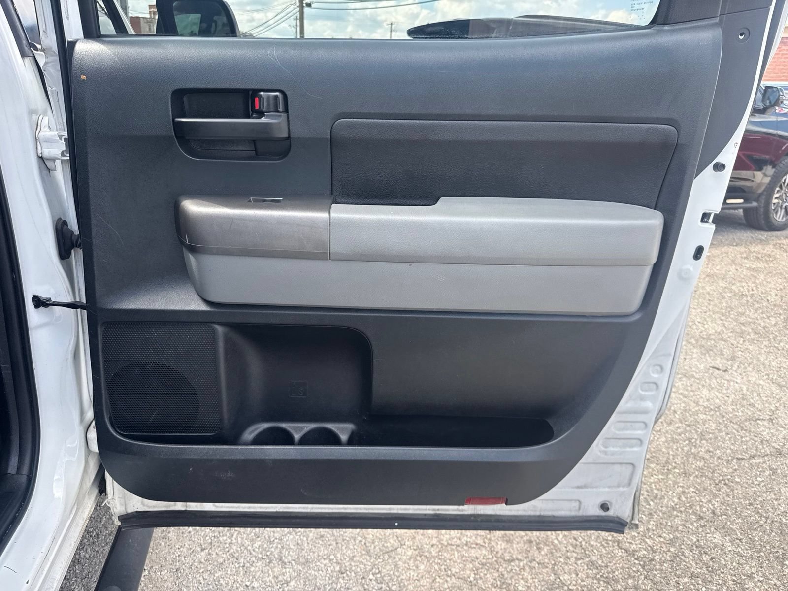 Used 2012 Toyota Tundra 2WD CrewMax w/ SR5 Pkg image 24