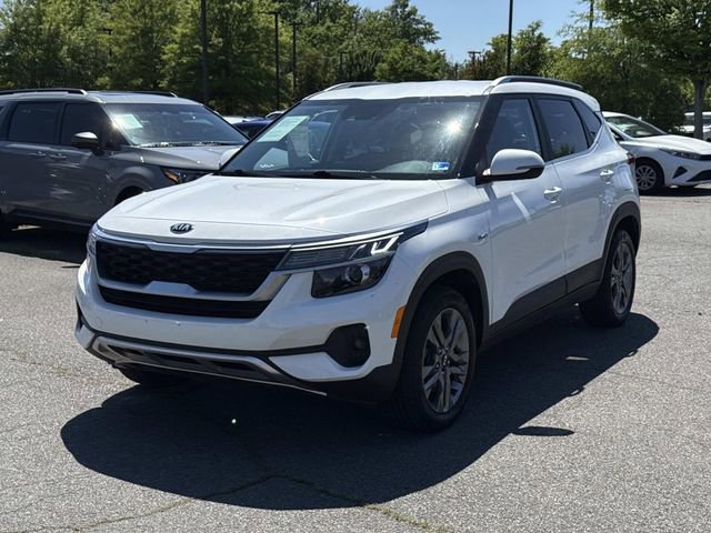 Used 2021 Kia Seltos S AWD/4WD image 5
