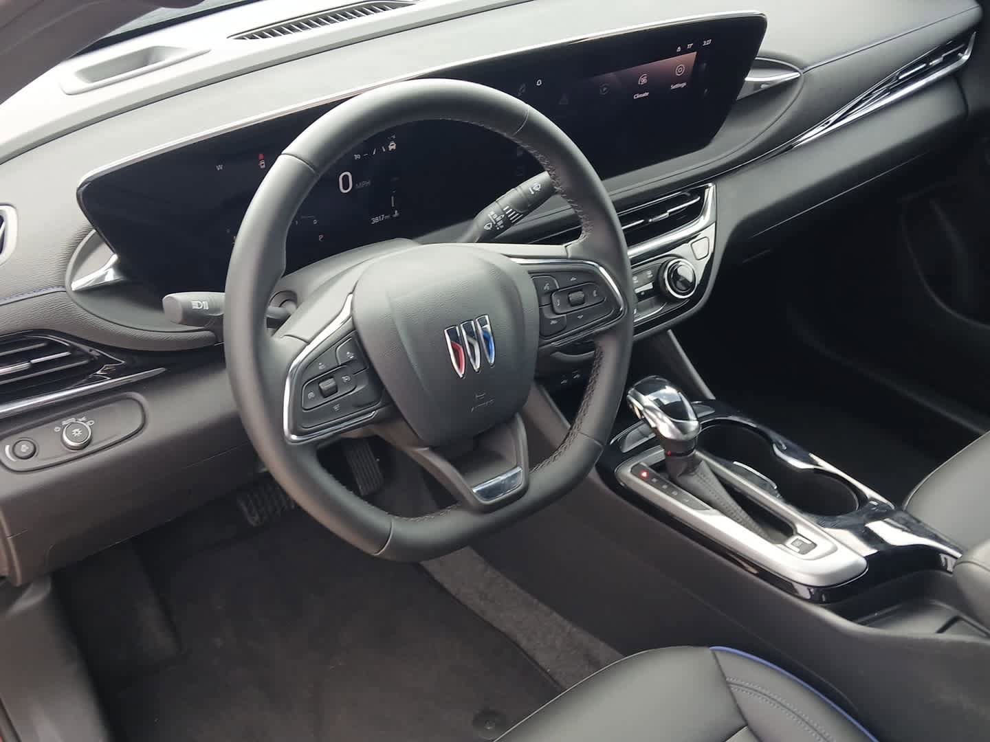 Used 2025 Buick Envista Sport Touring FWD image 22
