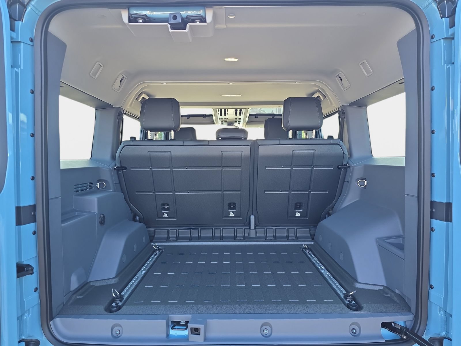 New 2026 INEOS Grenadier Station Wagon AWD/4WD image 11