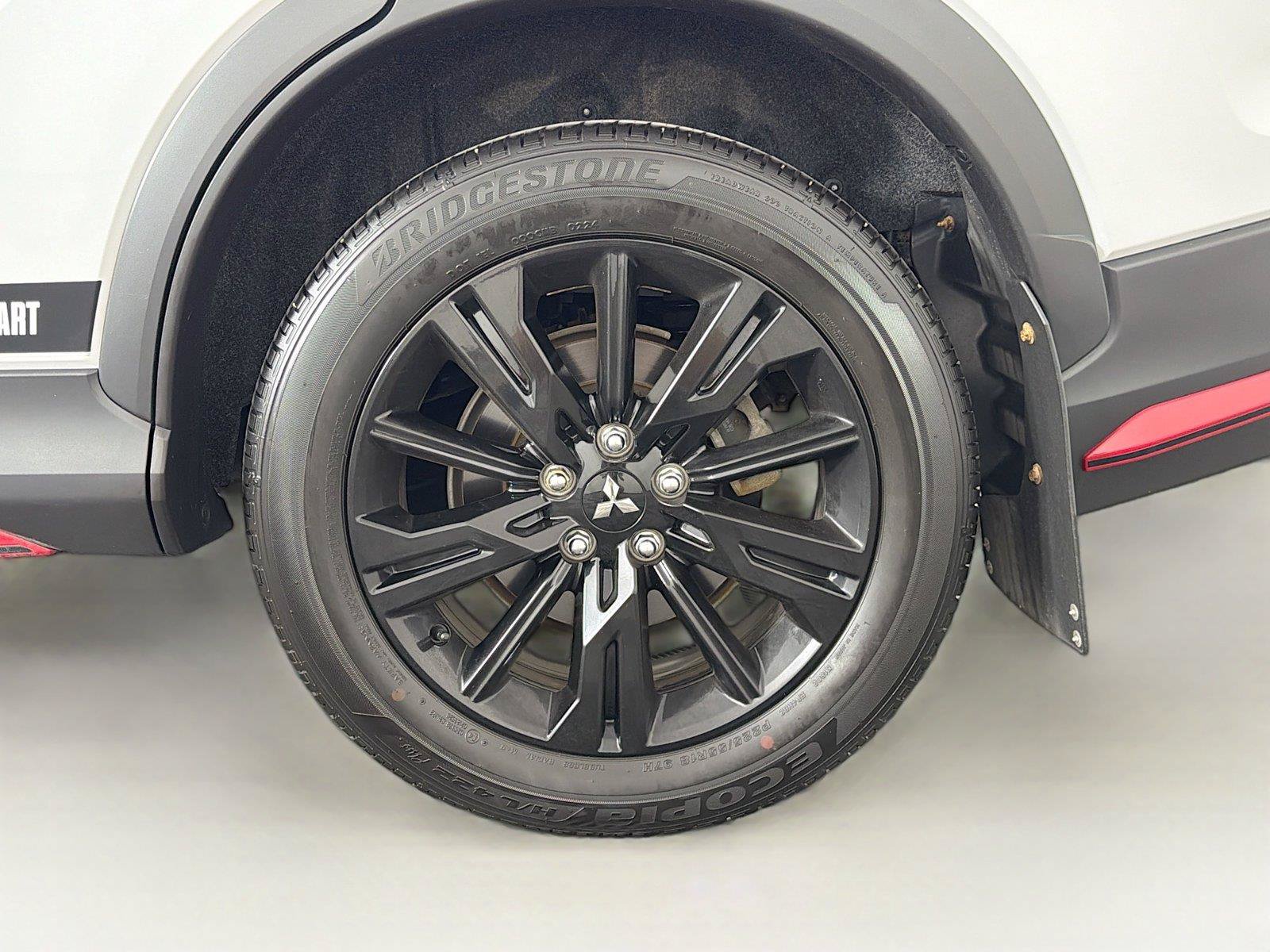 Used 2024 Mitsubishi Eclipse Cross Ralliart AWD/4WD image 33