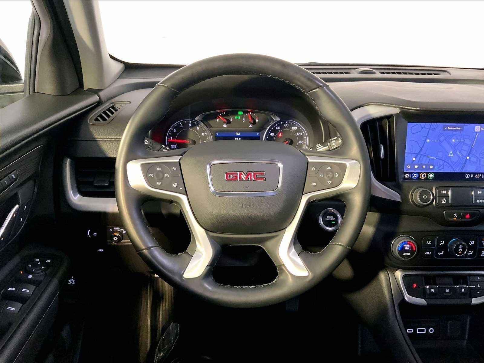 Used 2023 GMC Terrain SLT image 15