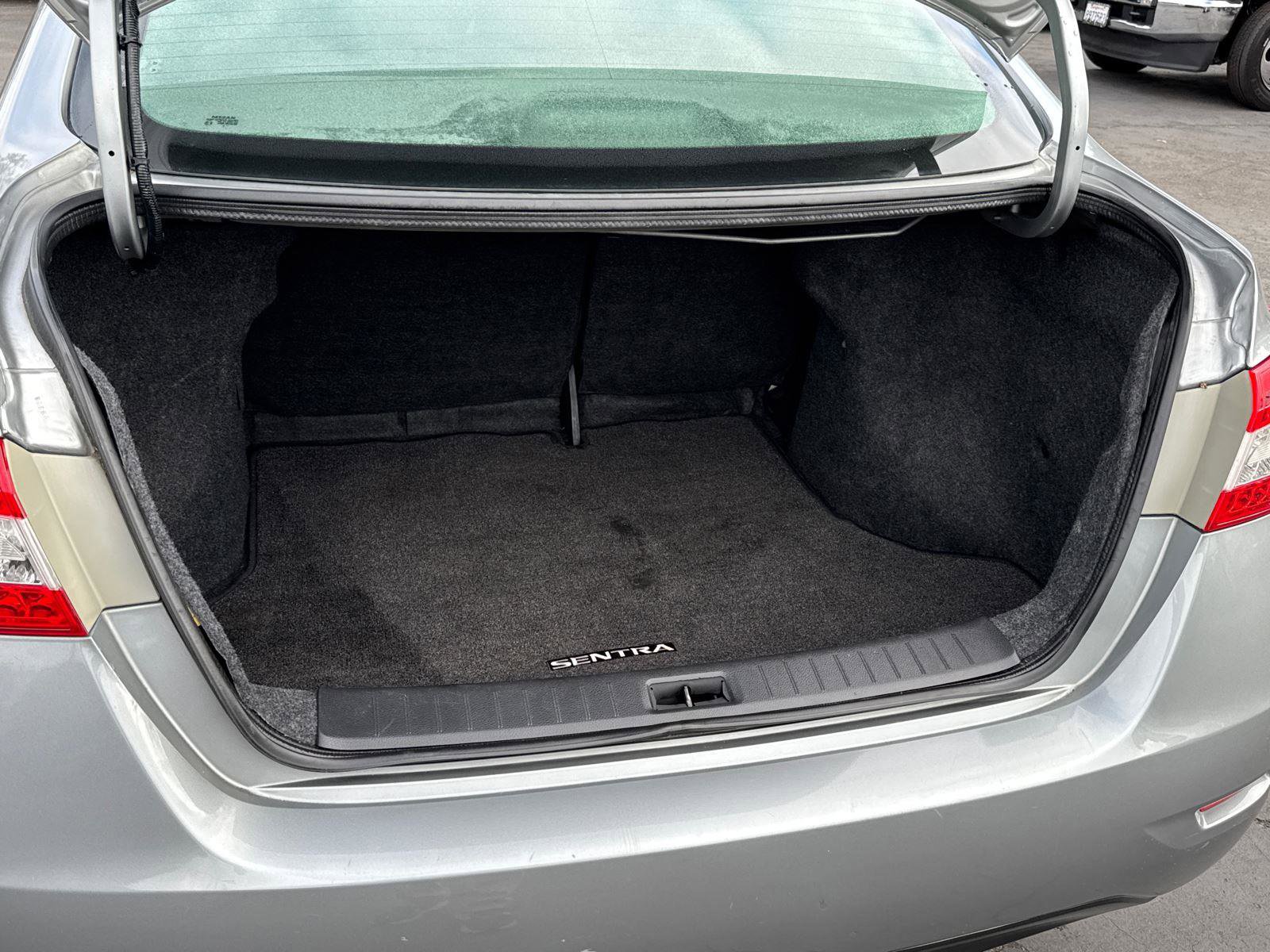 Used 2014 Nissan Sentra SV image 15