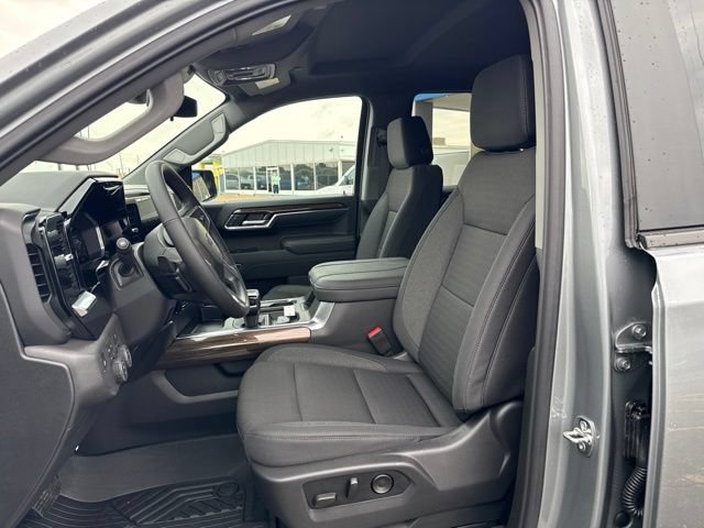 New 2026 Chevrolet Silverado 1500 RST w/ Convenience Package II AWD/4WD image 11