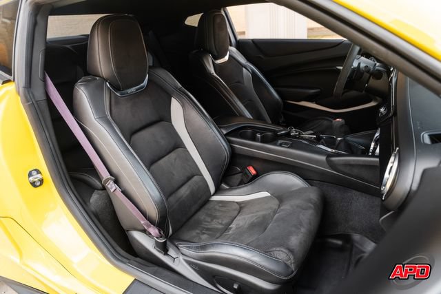 Used 2017 Chevrolet Camaro SS RWD image 84