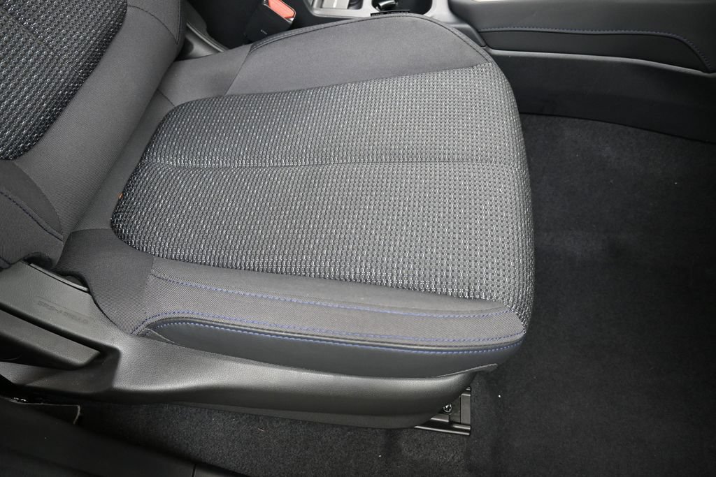 Certified 2025 Subaru Forester Premium AWD/4WD image 12