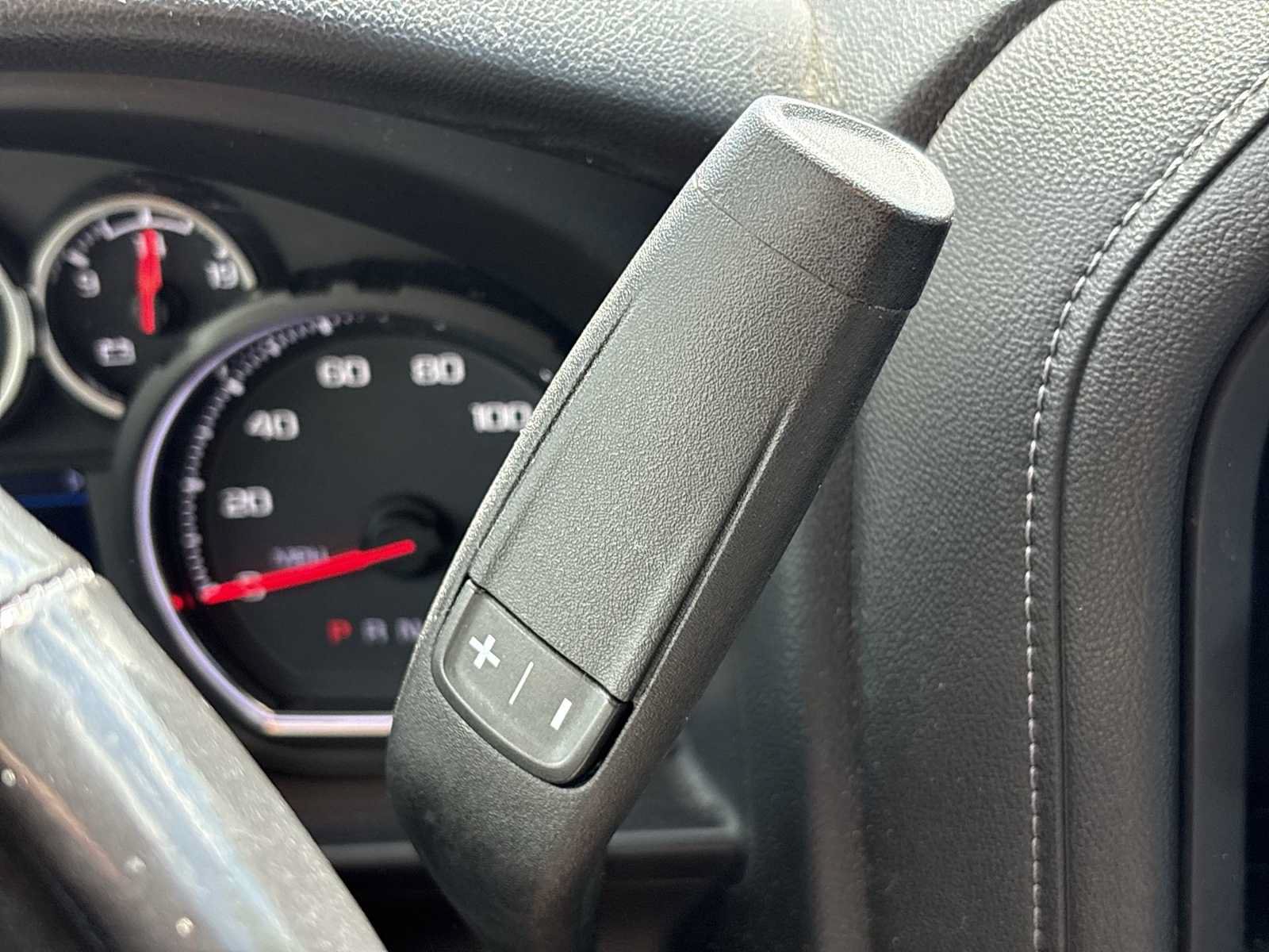 Used 2021 Chevrolet Silverado 1500 LT AWD/4WD image 15