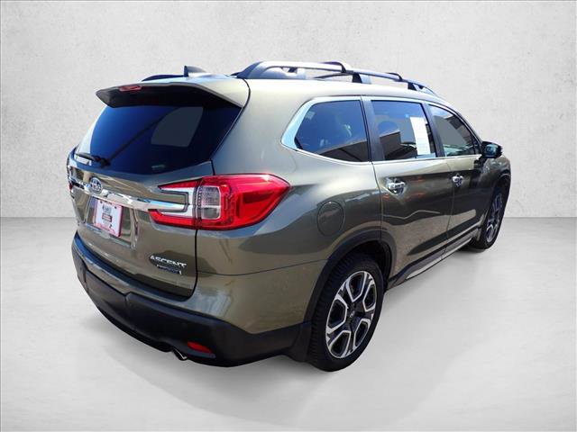 Used 2023 Subaru Ascent Touring AWD/4WD image 4