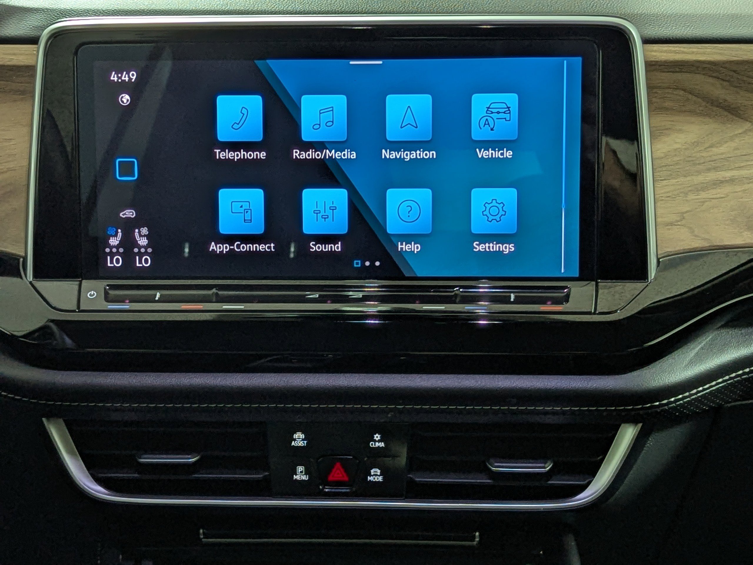 Used 2024 Volkswagen Atlas SE FWD image 20