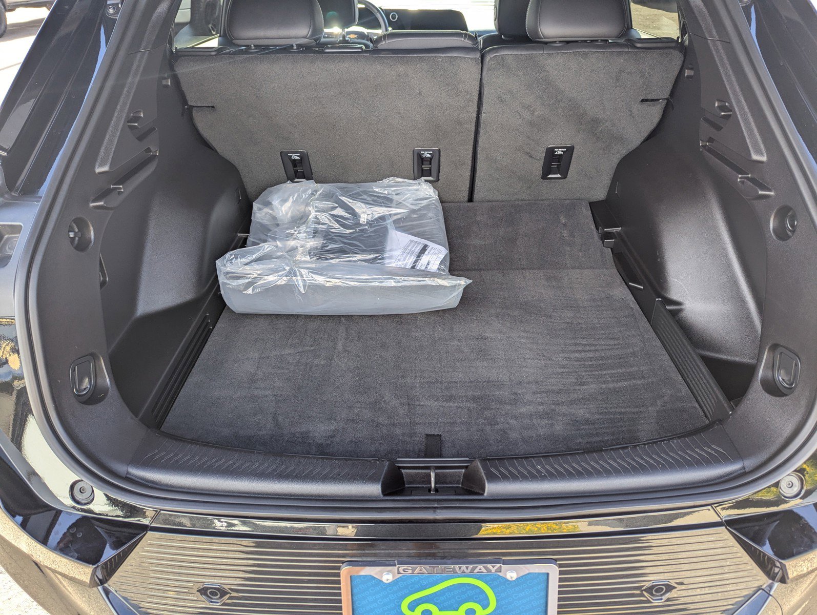 Certified 2025 Chevrolet Equinox EV LT w/ Convenience Package image 11