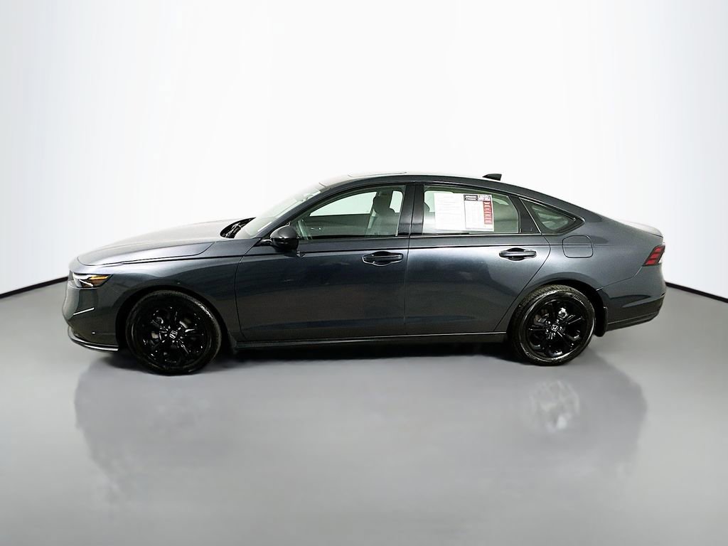 Used 2025 Honda Accord SE image 5
