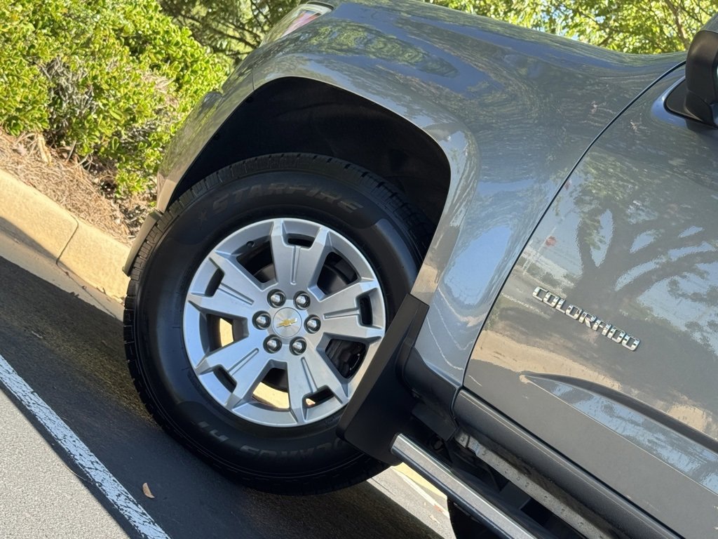 Used 2020 Chevrolet Colorado LT w/ Safety Package image 9