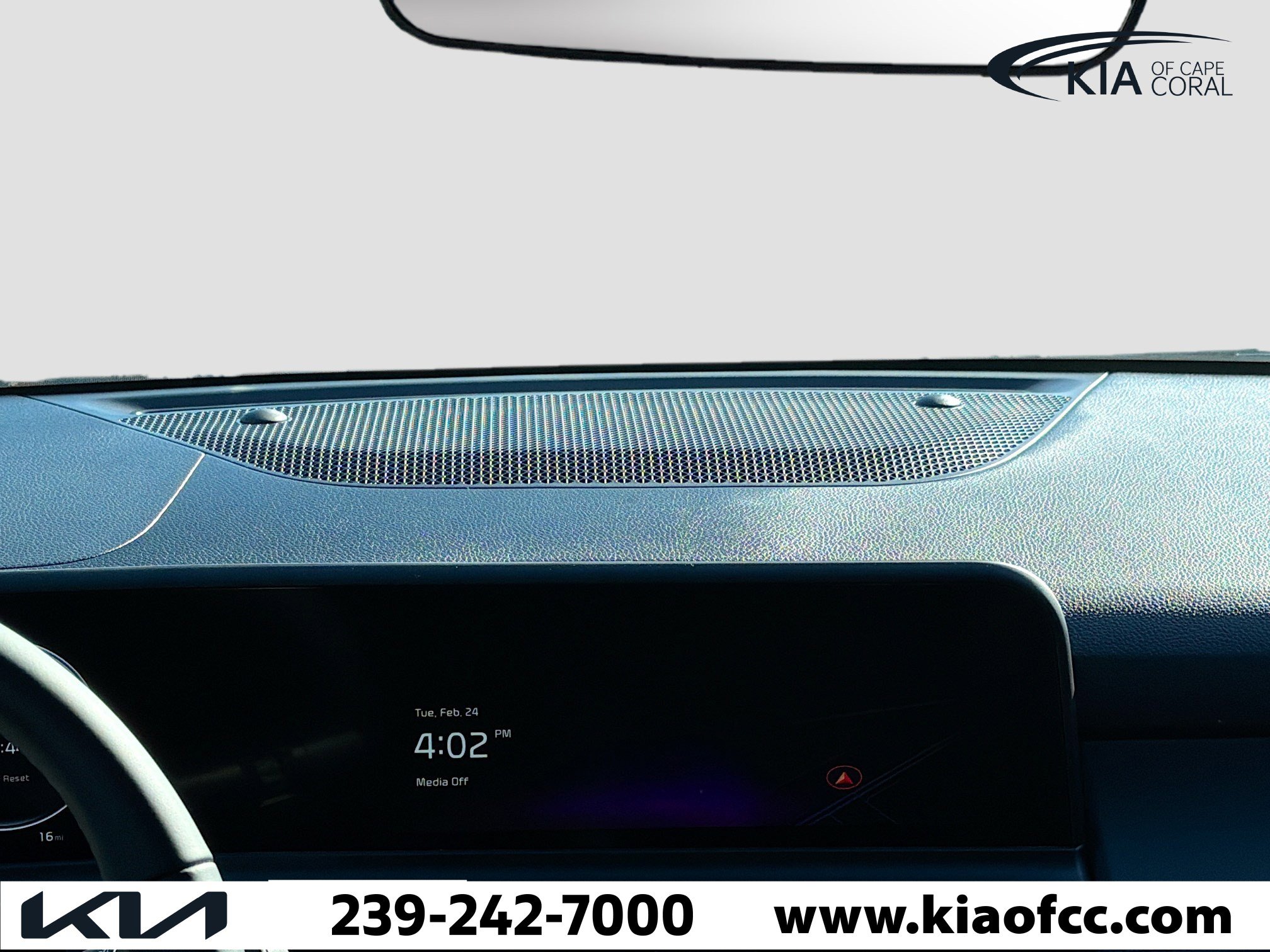 New 2026 Kia Seltos EX image 18