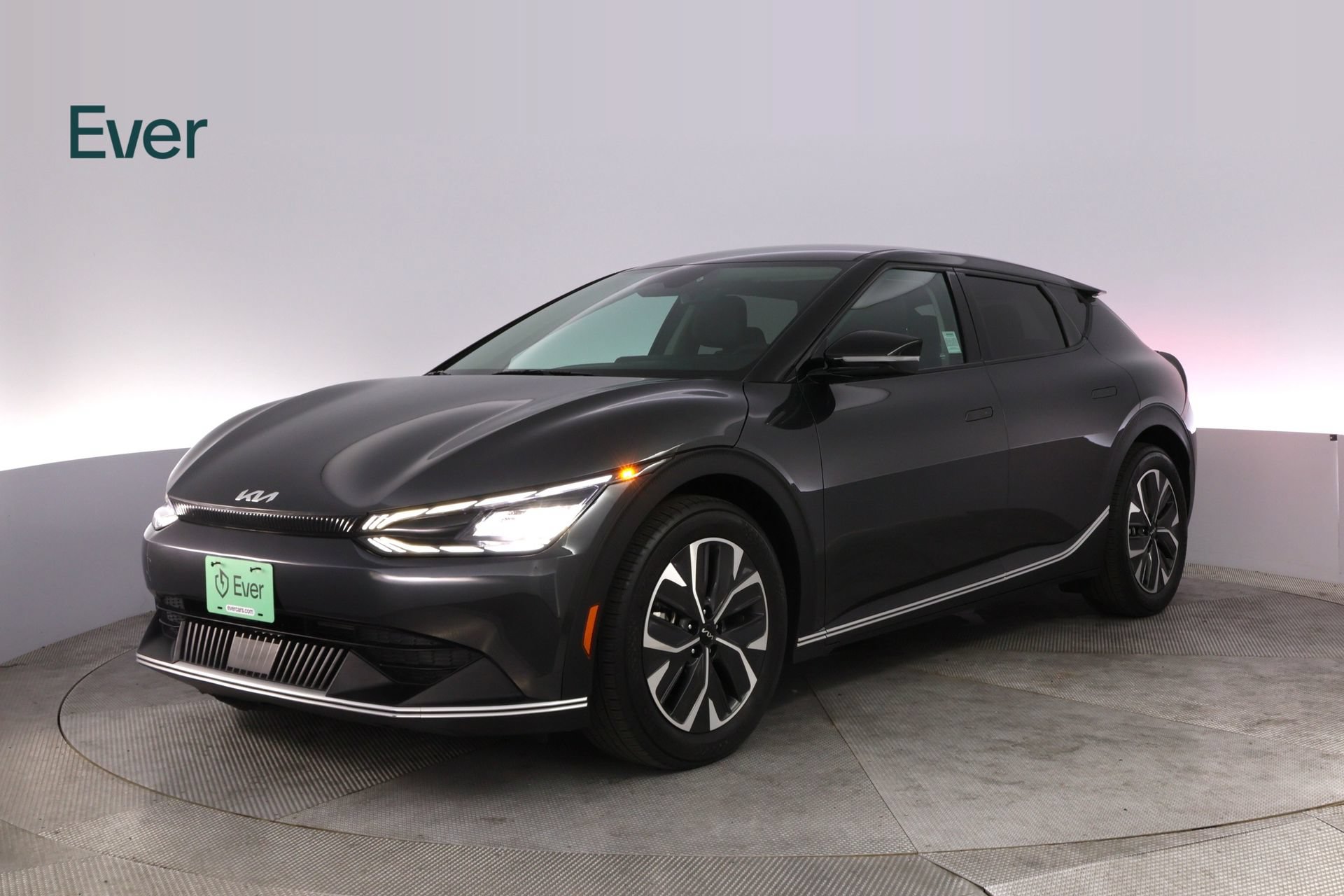 Used 2024 Kia EV6 Light RWD image 2