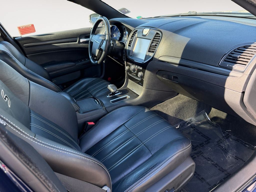 Used 2014 Chrysler 300 S RWD image 26
