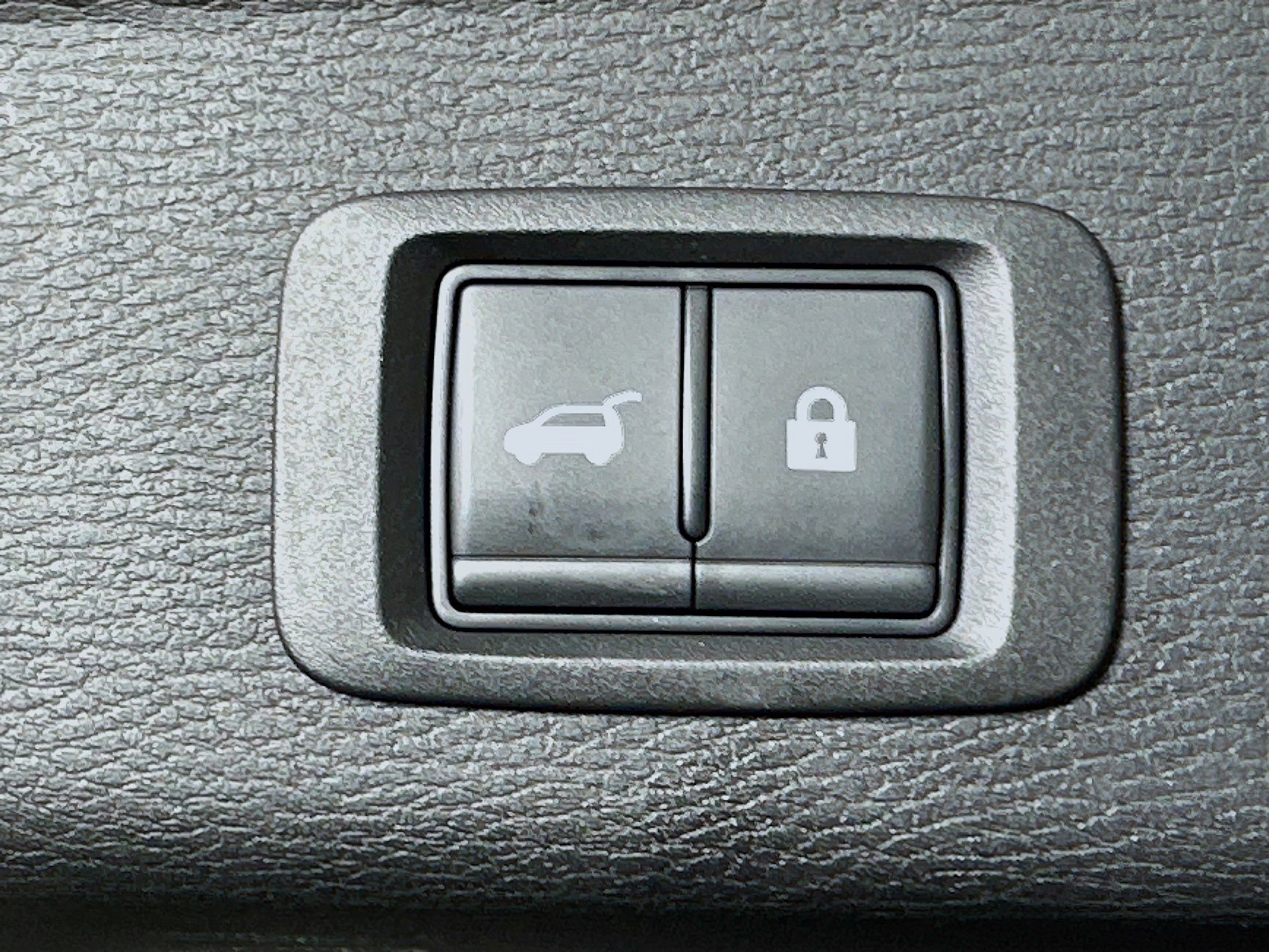 Used 2024 Mitsubishi Outlander SE image 31