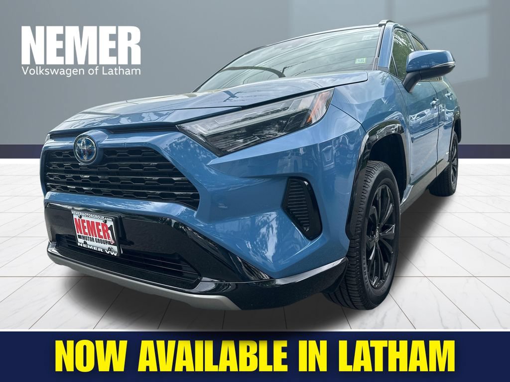 Used 2022 Toyota RAV4 SE w/ Convenience Package