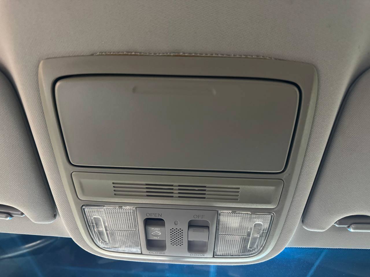 Used 2011 Honda Accord EX-L image 26