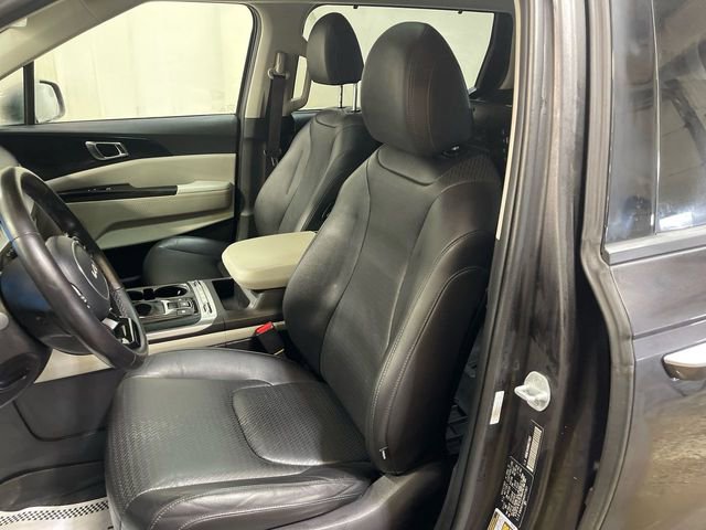 Used 2022 Kia Carnival SX Prestige FWD image 11
