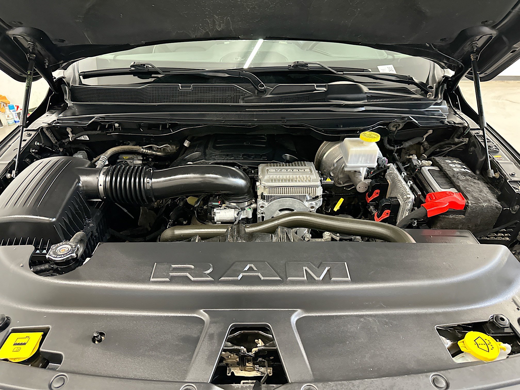 Used 2022 RAM 1500 Laramie w/ Sport Appearance Package image 34