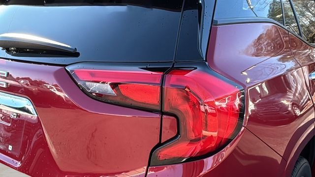 Used 2018 GMC Terrain Denali w/ Advanced Safety Package image 36