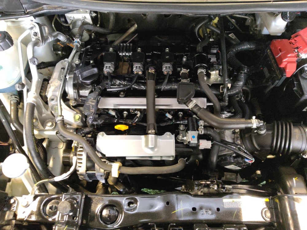 Used 2024 Nissan Versa S w/ Trunk Package image 30