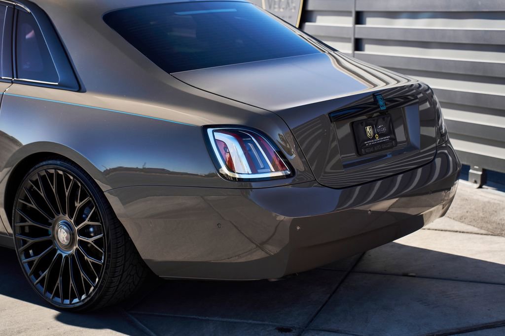Used 2025 Rolls-Royce Ghost AWD/4WD image 12