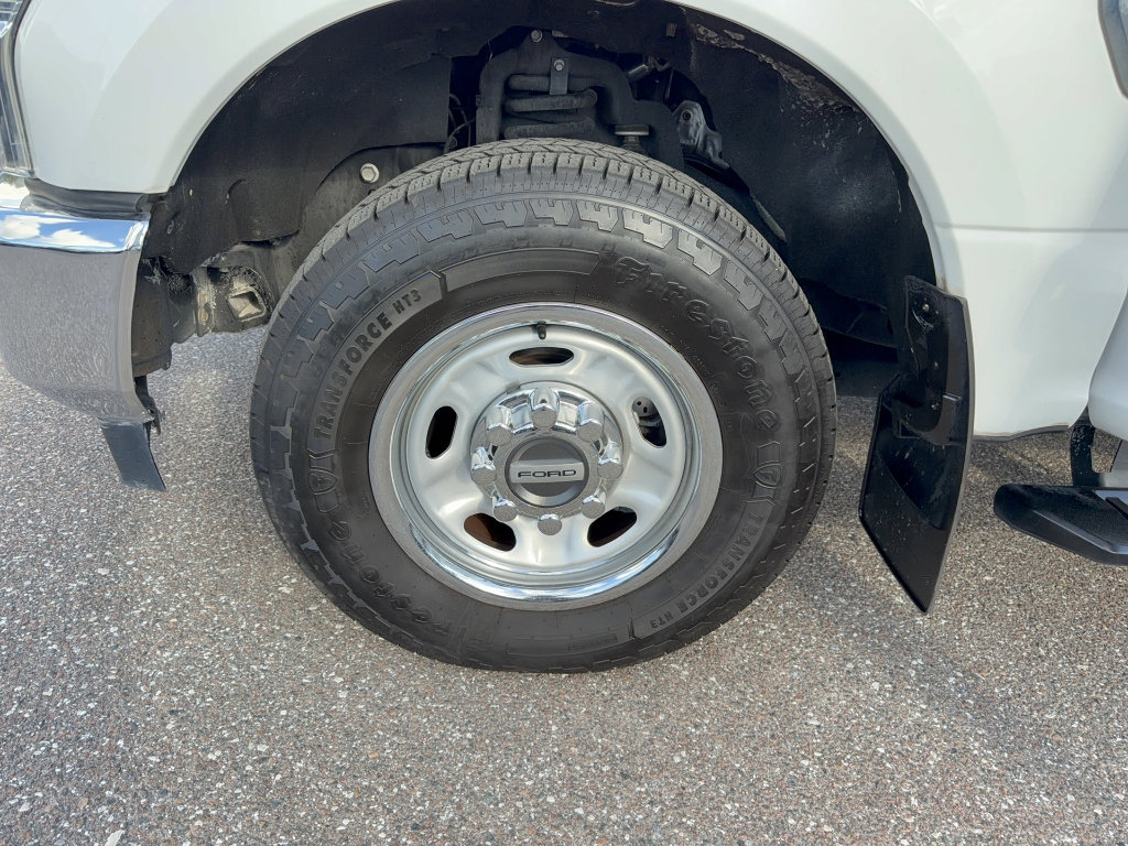 Certified 2021 Ford F250 XL w/ Power Equipment Group image 34