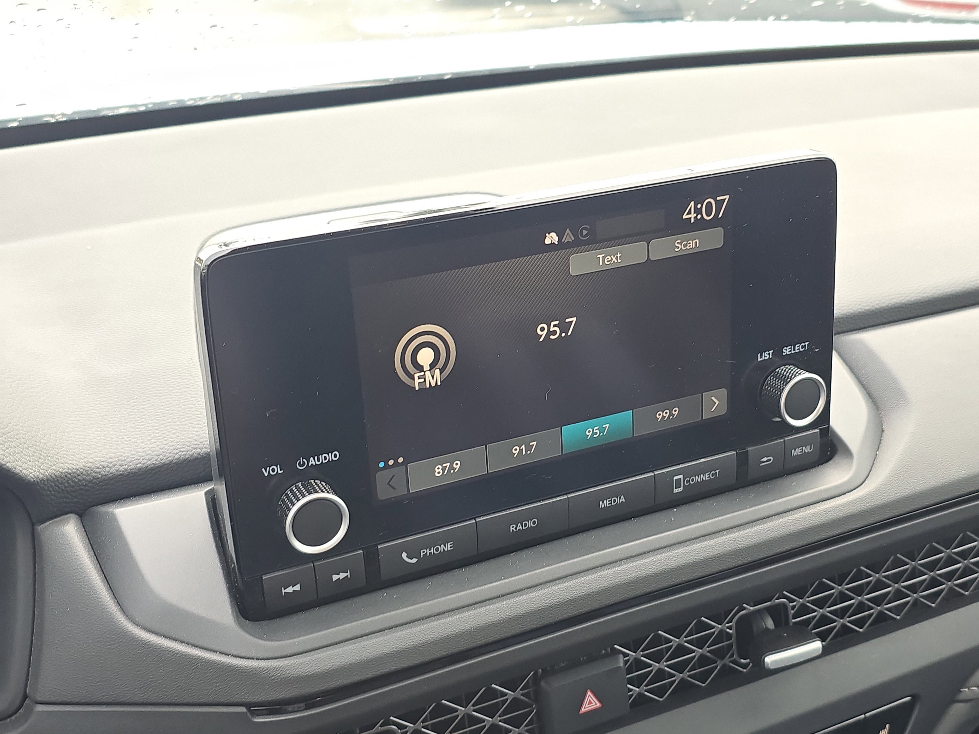 Certified 2023 Honda Accord EX image 21