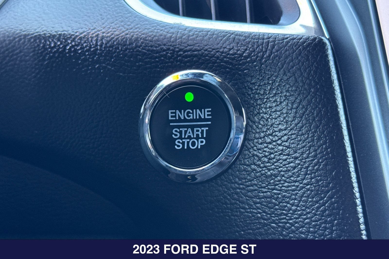 Used 2023 Ford Edge ST AWD/4WD image 23
