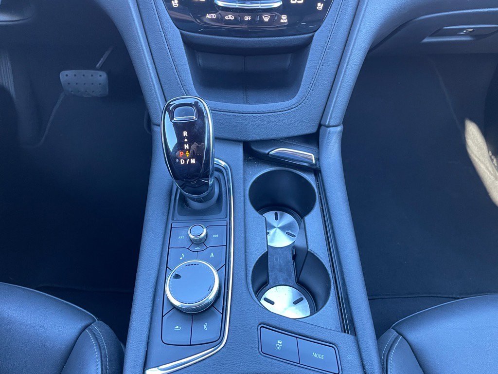 Used 2024 Cadillac XT6 Premium Luxury image 19