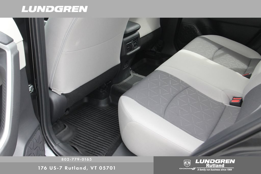 Used 2025 Toyota RAV4 XLE w/ Convenience Package AWD/4WD image 19