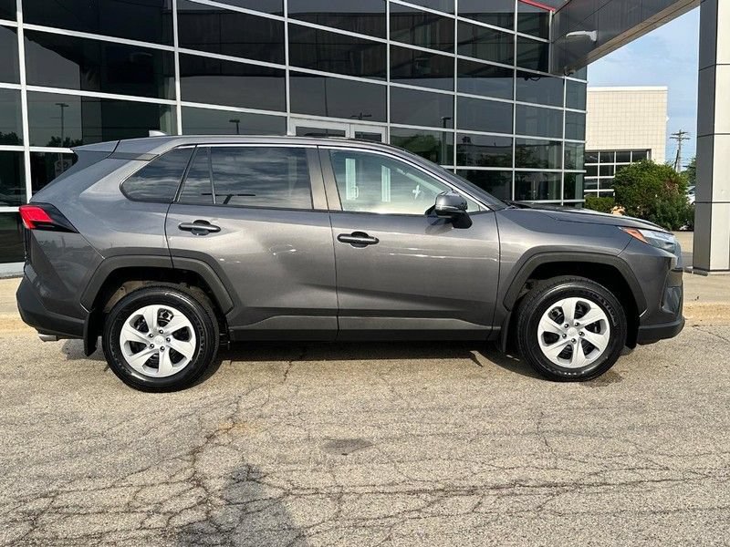 Used 2024 Toyota RAV4 LE AWD/4WD video 2
